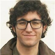 Profesor de Dibujo e Historia del Arte en ESO y Bachillerato, y de taller extraescolar para todas las edades